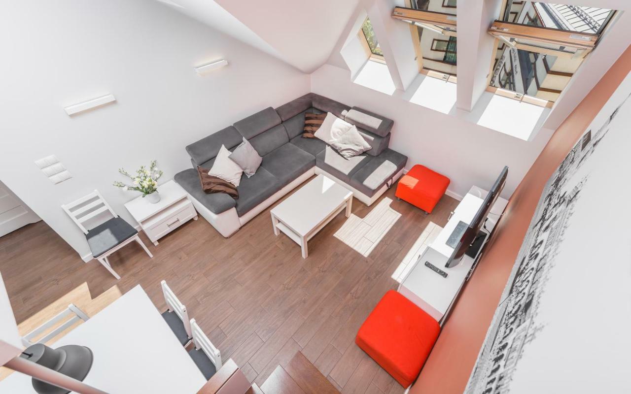 Cheerful Air Conditioned Apartment With Mezzanine And Parking - Old Town Krakow Dış mekan fotoğraf