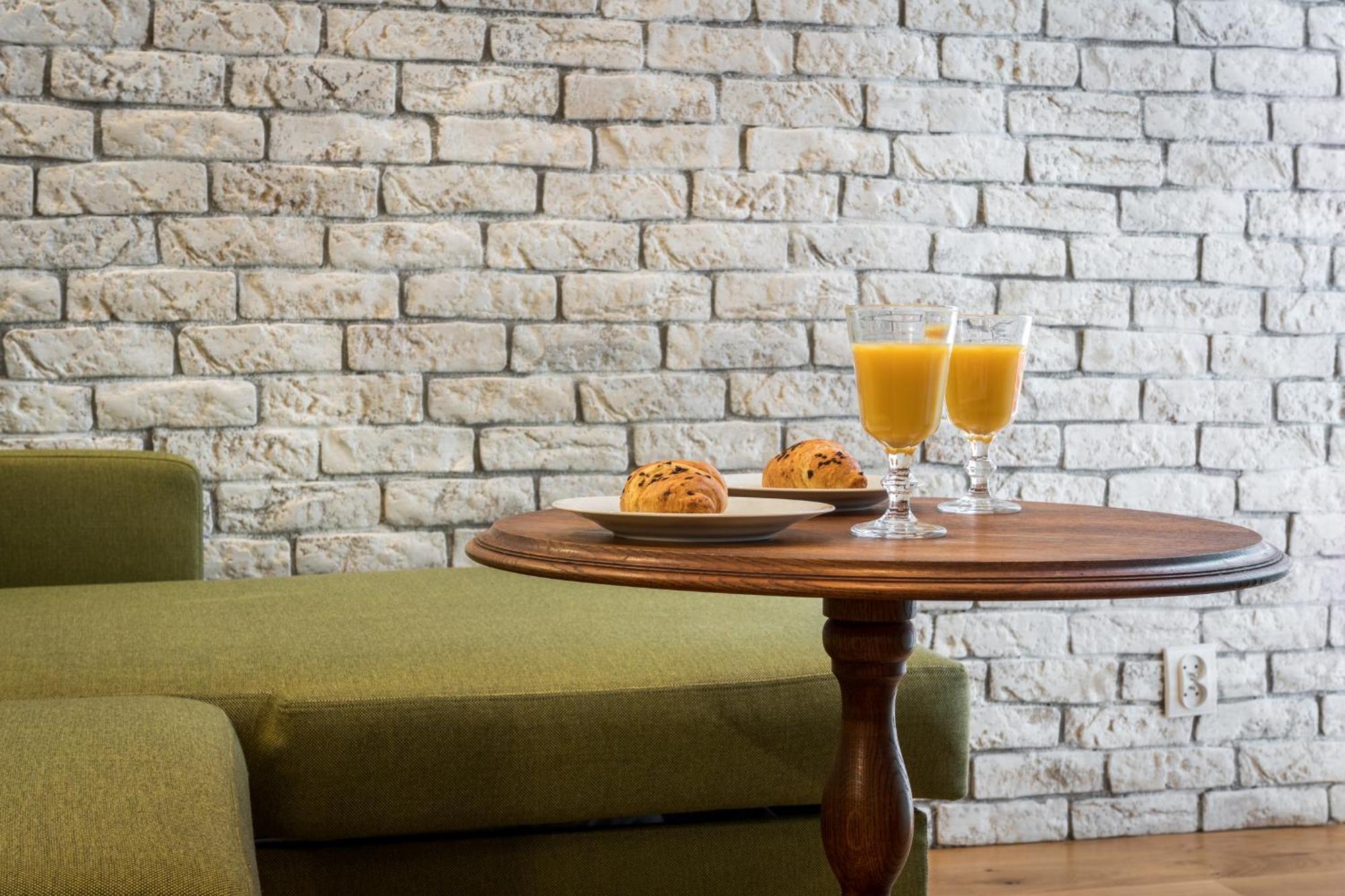 Cheerful Air Conditioned Apartment With Mezzanine And Parking - Old Town Krakow Dış mekan fotoğraf