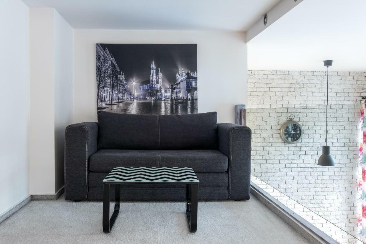 Cheerful Air Conditioned Apartment With Mezzanine And Parking - Old Town Krakow Dış mekan fotoğraf