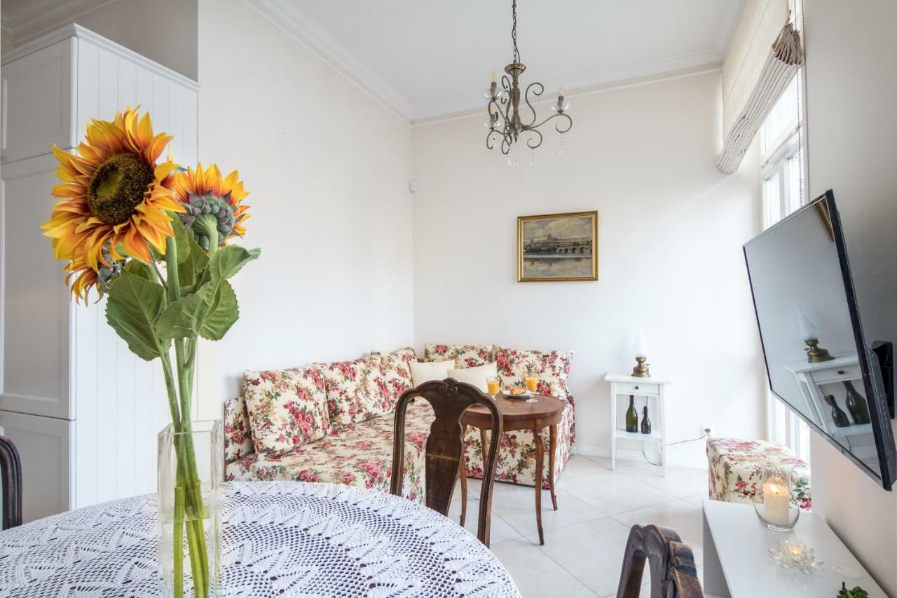 Cheerful Air Conditioned Apartment With Mezzanine And Parking - Old Town Krakow Dış mekan fotoğraf